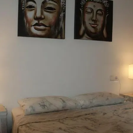 La Casa Hermosa Apartment *