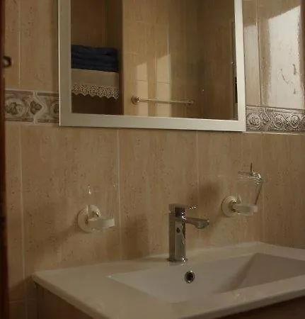 La Casa Hermosa Apartment *